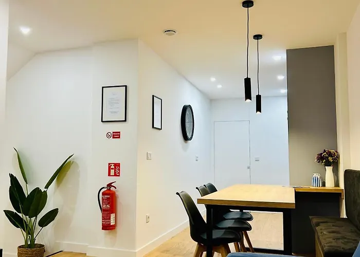 Aquae Flaviae Urban - Style Apartmán Chaves